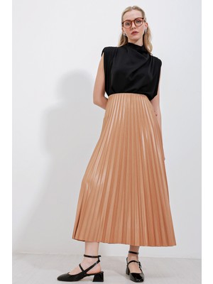 Bigdart 8009 Deri Görünümlü Piliseli Etek - Bisküvi