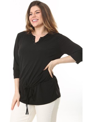 Şans Kadın Büyük Beden Siyah Yakası Taş Detaylı Ön Bağcıklı Tunik 65N37537