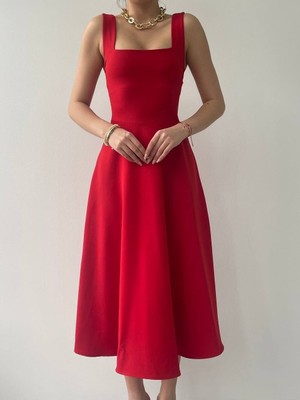 Quadre Kalın  Askılı  Kare  Yaka  Midi  Boy  Elbise