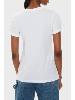 Calvin Klein Pamuklu Slim Fit Bisiklet Yaka T Shirt J20J223625YAF Kadın T Shirt J20J223625 Yaf