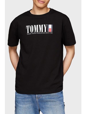 Tommy Jeans Regular Fit Bisiklet Yaka T Shirt Erkek T Shirt DM0DM18533 Bds