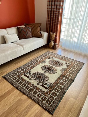 DesignEv 125X175 cm El Dokuma Çiçek Desenli Yün Türk Kilim Oturma Odası