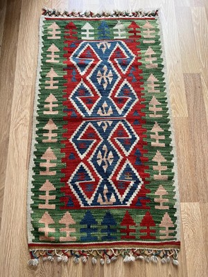 76X131 cm El Dokuma Yeşil ve Kırmızı Renkli Güneybatı Stili Küçük Boy Anadolu Kilim