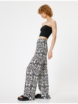 Koton Yazlık Pantolon Beli Bağcıklı Düz Paça Etnik Desenli Standart Bel