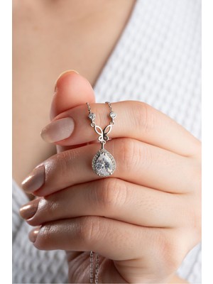 Silvano Jewelry 925 Ayar Gümüş Damla Taş Kelebekli Kolye