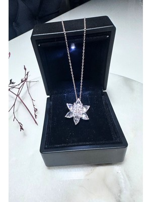 Silvano Jewelry 925 Ayar Gümüş Beyaz Lotus Çiçeği Kolye