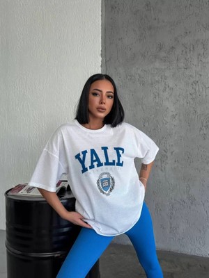 Tarz Yeri Bisiklet Yaka Baskılı Oversize T-Shirt - Beyaz