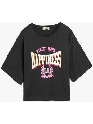 Koton Kız Çocuk Crop Tişört Kısa Kollu Bisiklet Yaka Slogan Baskılı Pamuklu