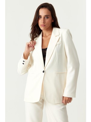 Select Moda Kadın Siyah Düğme Detaylı Blazer Ceket