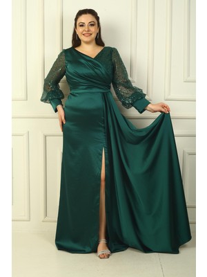 By Saygı Göğsü ve Yakası Boncuk Işlemeli Astarlı Büyük Beden Uzun Saten Abiye Elbise