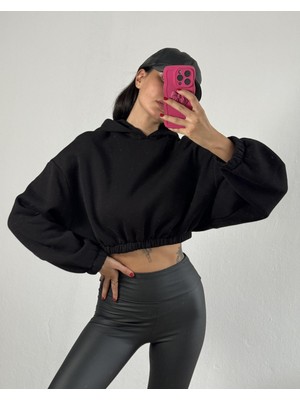 Minaaise Siyah Kapşonlu Geniş Kesim Şardonlu Crop Sweatshirt 26260