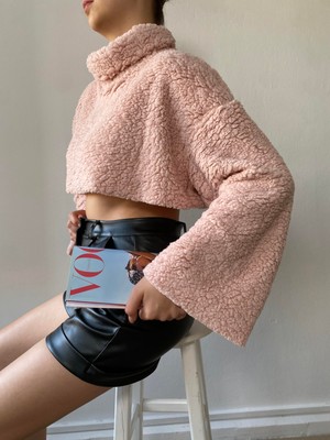 Minaaise Pembe Balıkçı Yaka Crop Oversize Pelüş Sweatshirt 26252