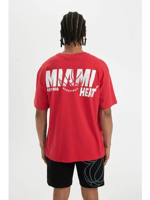 DeFacto Defactofit Nba Miami Heat Boxy Fit Bisiklet Yaka Kısa Kollu Tişört