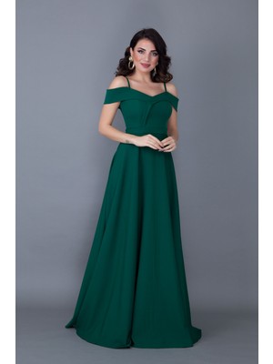 No48 Kayık Yaka Düşük Omuz Detaylı Askılı Maxi Boy Zümrüt Abiye Elbise