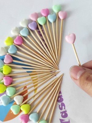 TM Tasarım Mağazası 50 Adet Dekoratif Kalp Boncuklu Sunum Kürdanı 6,5 cm Karışık Renk - Kalpli Lokumluk Pasta Kürdanı