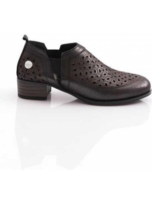 Mammamia D24YA-640 Kısa Topuk Delikli Deri Kadın Ayakkabı