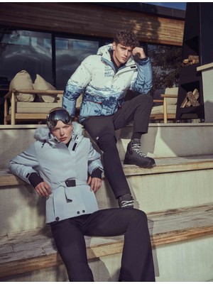 Koton Şişme Mont Kapşonlu Cep Detaylı Fermuarlı Soyut Baskılı