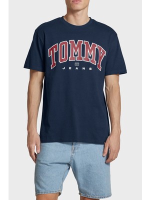 Tommy Jeans % 100 Pamuklu Bisiklet Yaka T Shirt Erkek T Shirt DM0DM18537 C1G