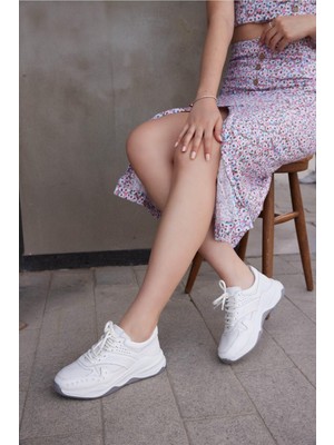 Follini Kadın Beyaz Hakiki Deri Spor Sneaker