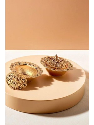 Arma House Lüx ve Şık Ince Işlemeli Altın Renkli Osmanlı Tarzı Lokumluk & Şekerlik