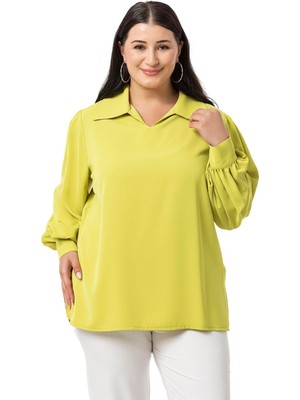 Disentis Modest Büyük Beden Gömlek Yaka Manşetli Yanı Yırtmaçlı Fıstık Yeşili Bluz