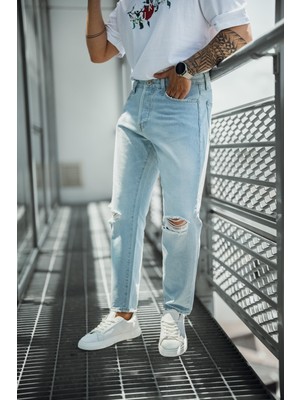 Outfit-Man Erkek Eskitme Detay Dizi Yırtık  Boyfriend Jean Açık Mavi