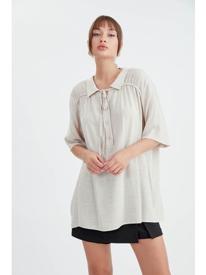 Vitrin Önü Düğmeli Bağlamalı Bluz