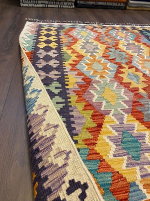 İlhanın Halıları Ilhanınhalıları El Dokuma Yün Kilim 125X175