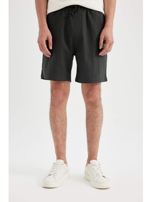 DeFacto Marvel Logo Only Regular Fit Düz Paça Şort C5866AX24HS