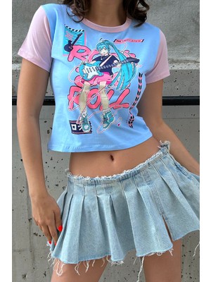 Köstebek Pembe Kollu Anime Hatsune Miku- Best Electric Guitarist Mavi Crop T-Shirt