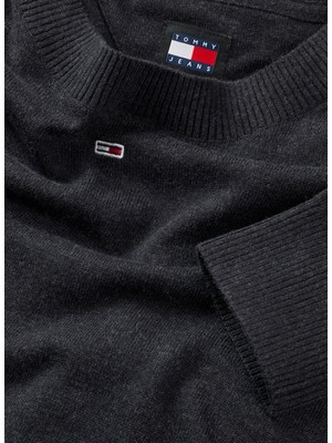 Tommy Jeans Yuvarlak Yaka Standart Düz Siyah Kazak Kadın Tjw Essentıal Crew Neck Sweater