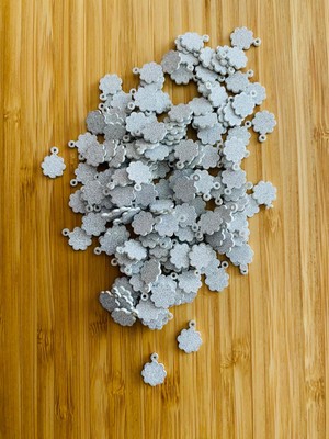 Öztürk Papatya 10MM. Simli Gümüş Pleksi Kalın Pul. 20GR