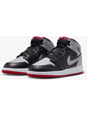 Nike Air Jordan 1 Mid  Spor Ayakkabısı DQ8423-006 (Yarım Numara Büyük Almanızı Öneriyoruz)