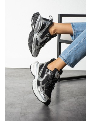 Seniorah Space Siyah-Beyaz cilt-File Kadın Spor Ayakkabı