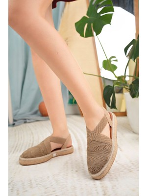 Linen Burnu Kapalı Lastikli Triko Sandalet