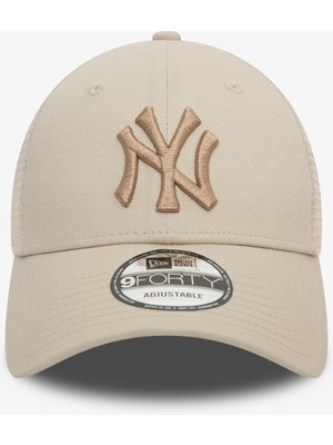 New Era New York Yankees Team Outline 9forty.-