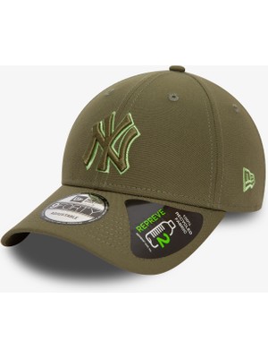 New Era New York Yankees Team Outline 9forty.-