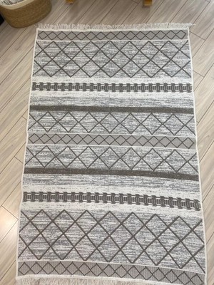 Stay With Love Kilim Çift Taraflı Dokuma Kilim Yıkanabilir Pamuk Dokuma Modern Desenli Kilim Bej-Krem