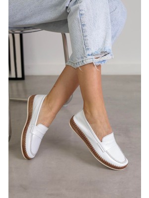 Stil Durağı SY28  MODEL 3 CM TABANLI ORTAPEDİK TABANLI %100 ORJİNAL DERİ AYAKKABI BABET LOAFER BEYAZ