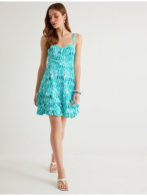 Koton x Şahika Ercümen - Fırfırlı Mini Askılı Elbise Viskon Astarlı Slim Fit Kalp Yaka