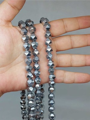 Yaşam Tohumu Hematit Taşı Şekilli 8.5*8.5mm Dizi (52344)
