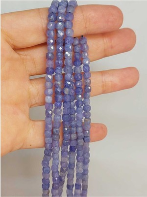 Yaşam Tohumu Bileklik Boy Tanzanit Taşı Küp Şekilli Yarım Dizi 4mm (45932) (18CM Uzunluğundadır)