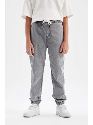 DeFacto Erkek Çocuk Beli Bağcıklı Cepli Lastikli Paça Jogger Jean Pantolon C4601A824AU