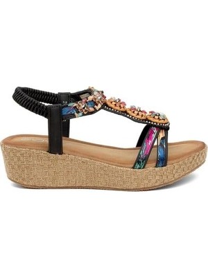 Guja 24Y155 Dolgu Topuk Taşlı Kadın Sandalet