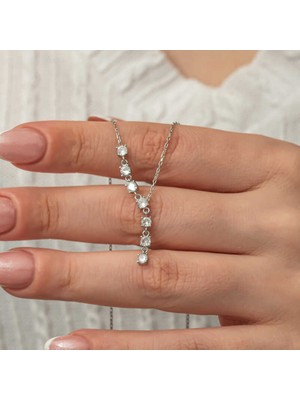Serra Jewels Gümüş Zirkon Sıra Taşlı Kadın Kolye
