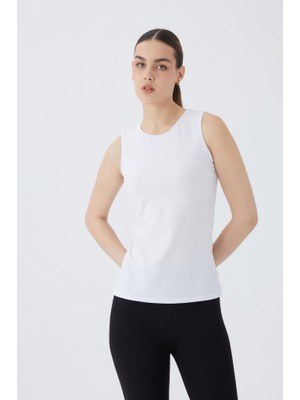 Almila Sıfır Kol O Yaka Kadın Body T-Shirt 2048