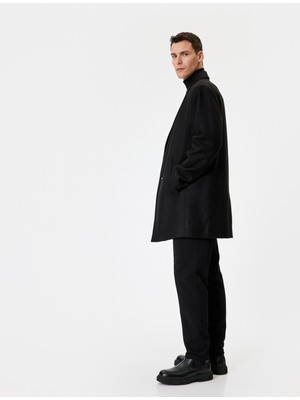 Koton Slim Fit Kaşe Kaban Cep Detaylı Uzun Kol Erkek Midi Siyah Düz Tasarım