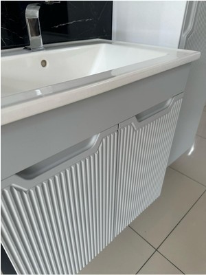 Noce Banyo Dolabı Aynalı Cnc Işlemeli Membran Kapaklı 65 cm