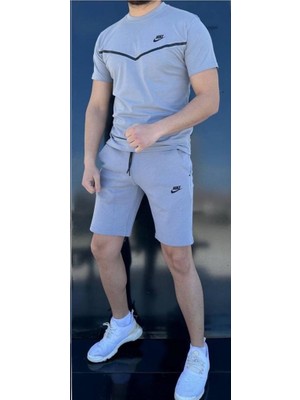 Sportswear Tech Fleece Gri Şort Takımı