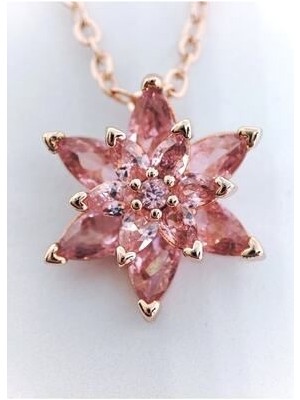 Aurora Jewelry Kadın Rose Gold Zincir Kaplama Zirkon Taşlı Pembe Lotus Çiçeği Kolye